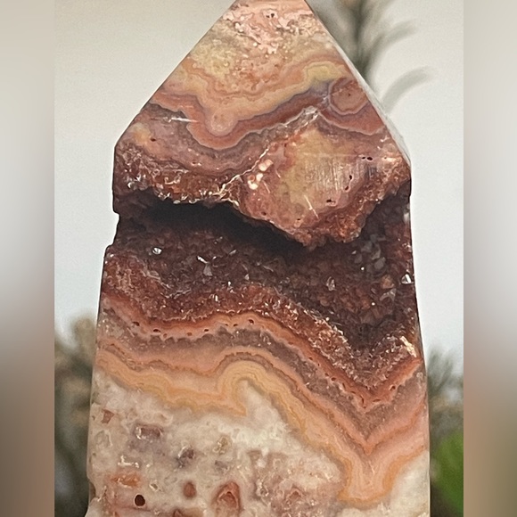 Crazy Lace Tower 4.5" - Picture 3 of 9